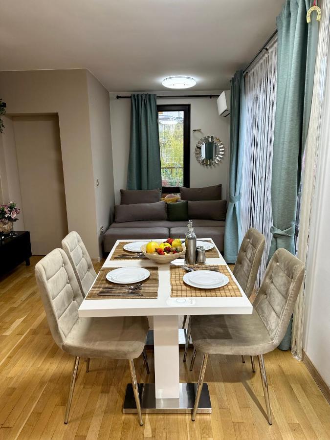 Apartemen Vitosha Terrace 1br With Parking *