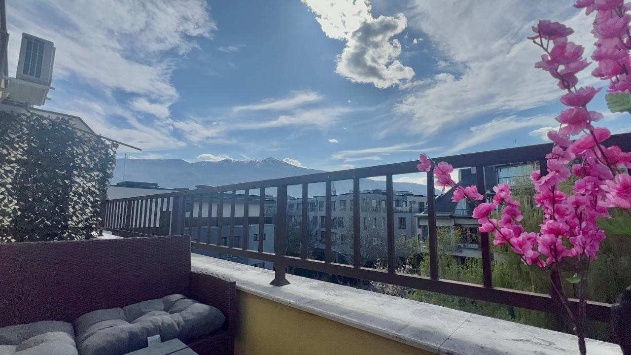 Vitosha Terrace 1br With Parking *
