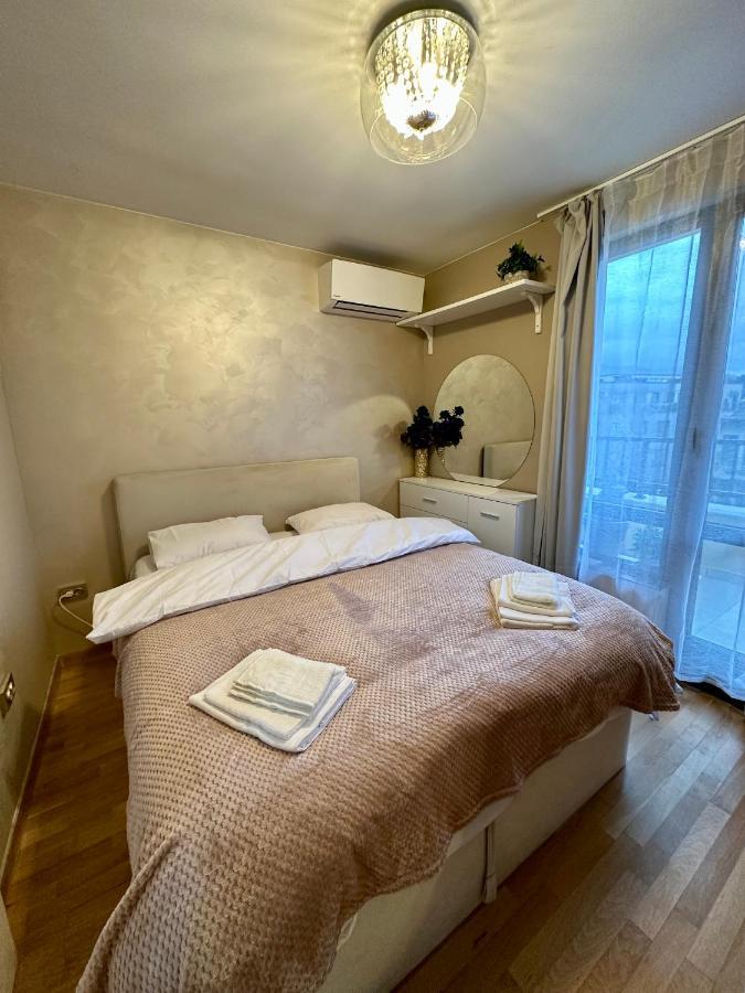 Apartment Vitosha Terrace 1br With Parking Sofia