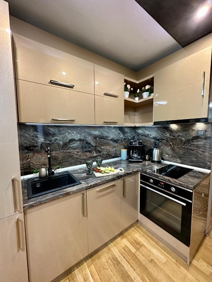 Vitosha Terrace 1br With Parking Apartemen Sofia